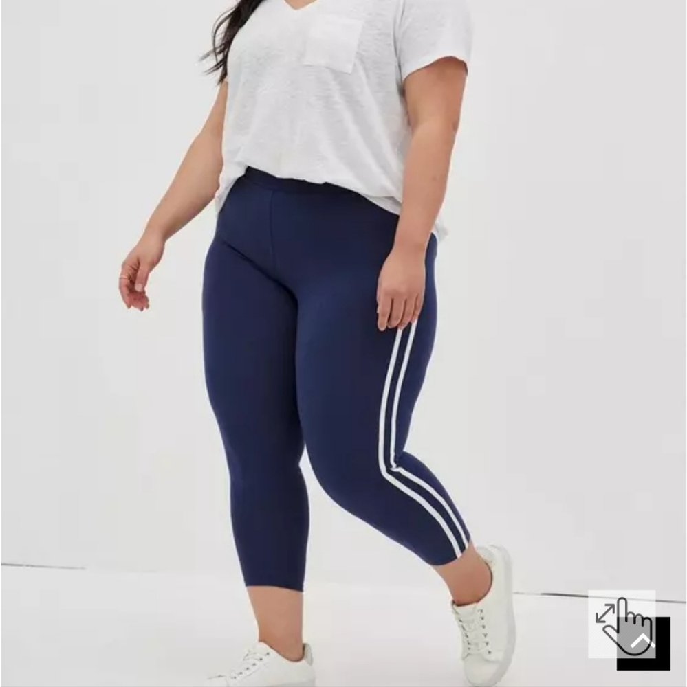 NWT Premium Crop Side Stripe Legging - Navy Blue